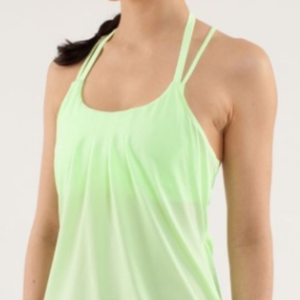 Lululemon Flow and Go Size 4